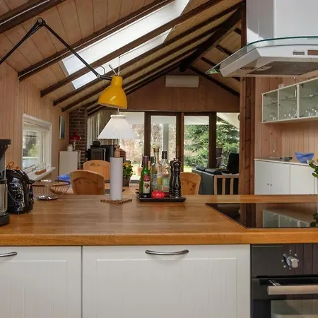 Well-maintained On Private Natural Plot Just 200 Meters From Boeslum Feriehus Ebeltoft