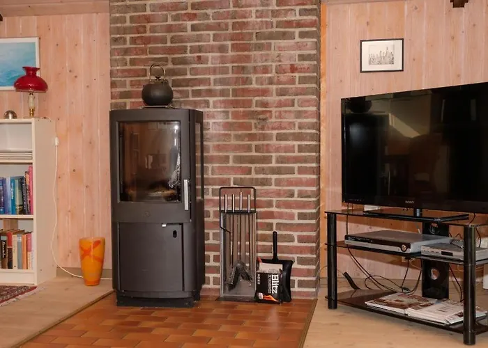 Well-maintained On Private Natural Plot Just 200 Meters From Boeslum Hébergement de vacances Ebeltoft